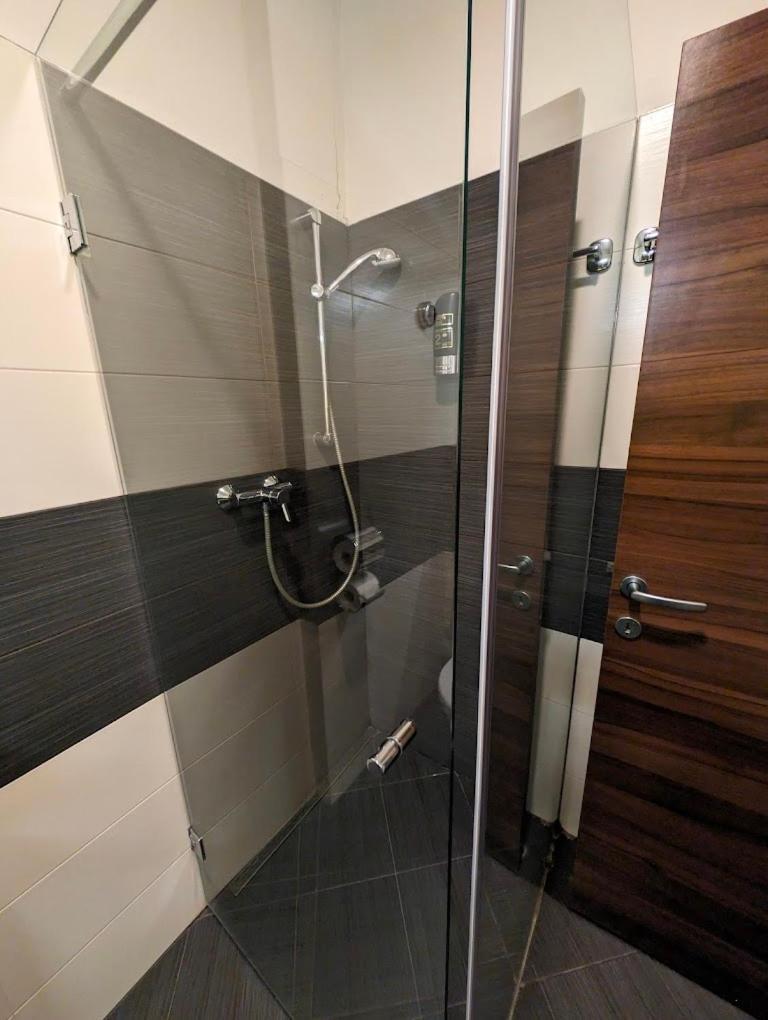 Hotelik Košice Exterior foto